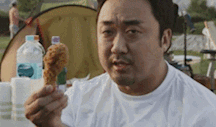 傻大姐吃瓜爆料表情包gif,笑料横生，欢乐无限